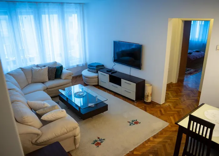 Appartement Katedrala-center